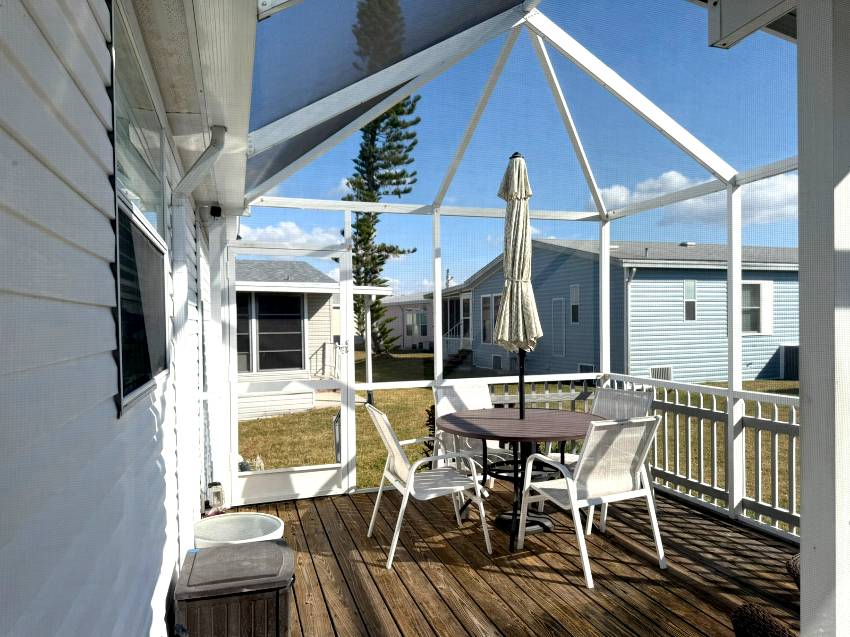 103 Juniper Trace a Parrish, FL Mobile or Manufactured Home for Sale